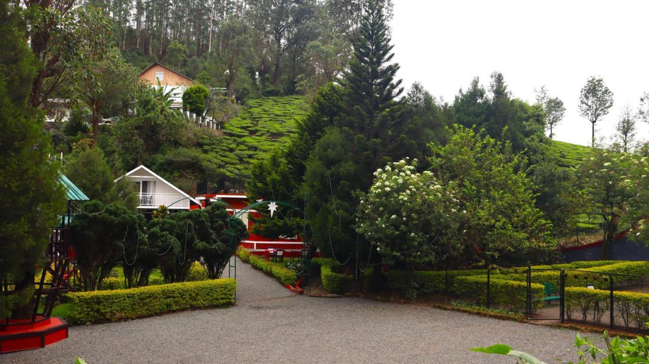 Golden Green Munnar Exteriör bild